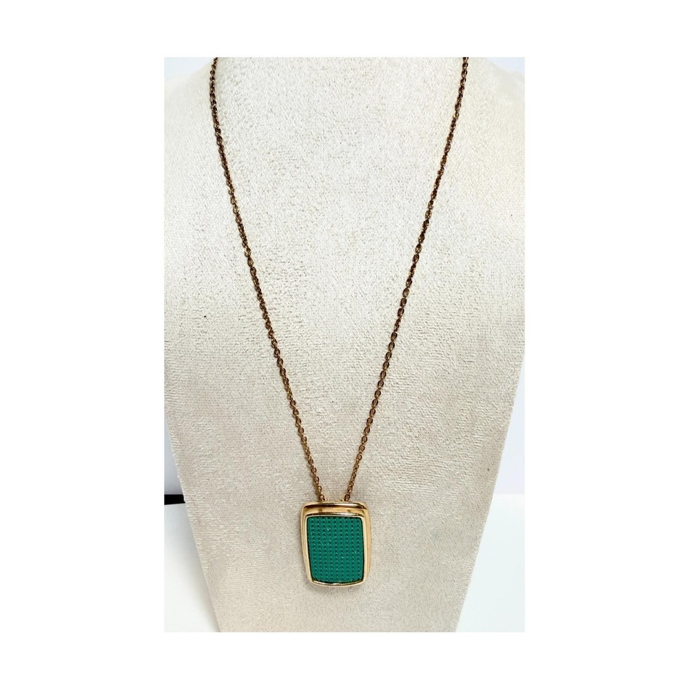 Vintage Weekenders Green Textured Pendant Necklace Gold Tone 20" Signed